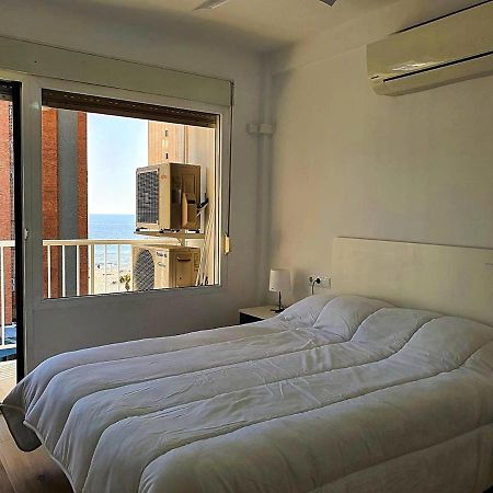 First Line Apartment With 3 Bedrooms And Seaviews Benidorm Exteriör bild