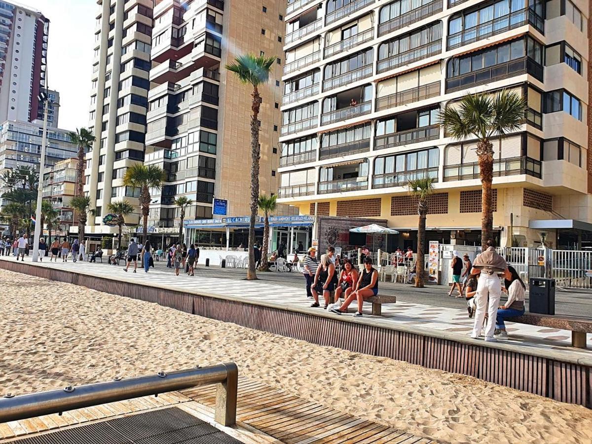 First Line Apartment With 3 Bedrooms And Seaviews Benidorm Exteriör bild